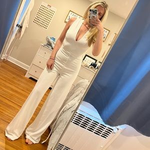 Lulu’s White Jumpsuit with tags on, never worn